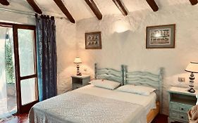 Eleni Room
